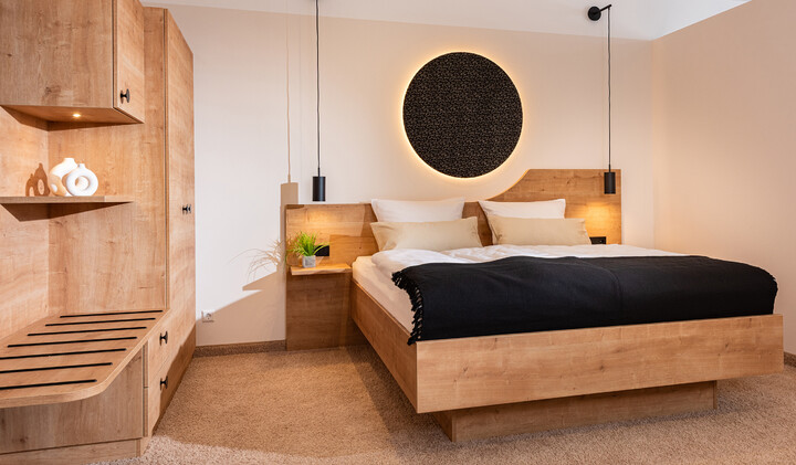 Ulmrich-Showroom-Wandbeleuchtung-Lr